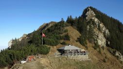 Tripolihütte.jpg