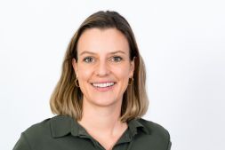 Portrait_MÜLLER_Tanja_quer_210118.jpg